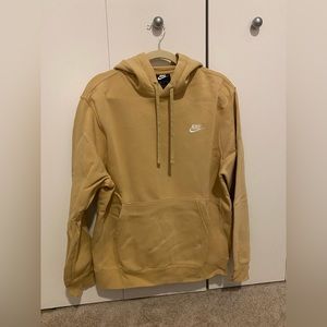 Nike Hoodie (LIKE NEW)